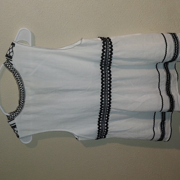 Max Studio Specialty Products Sleeveless Blouse, S V Neck 100% Cotton M - Picture 6 of 6